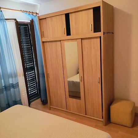 Apartment Licardo Sveti Lovreč Pazenatički Esterno foto